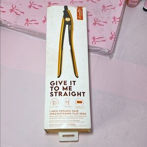 ✅NEW✅Hot Tools Ceramic Hair Straightener - Yellow